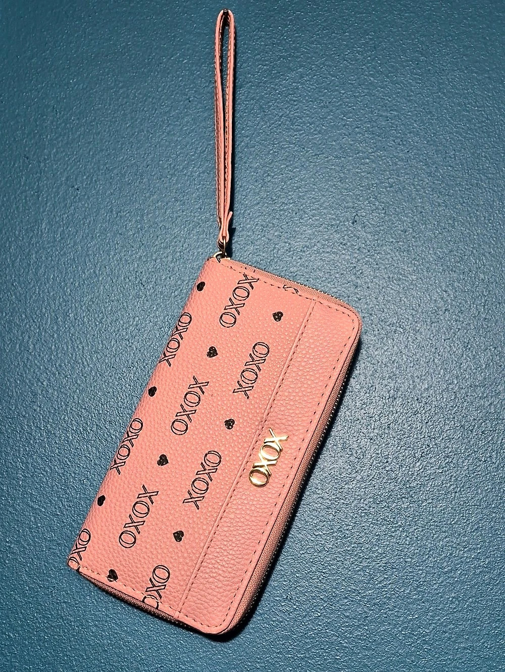 Xoxo Monogram Wristlet Wallet in Pink Like New